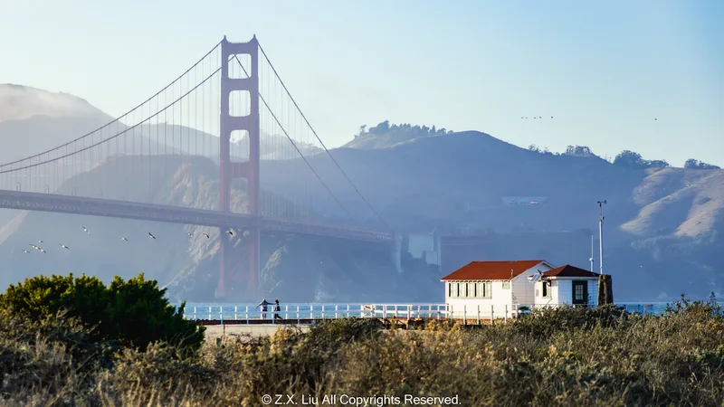golden gate bridge with red house 1